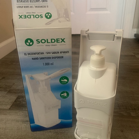 Liquid Dispenser Wall Mount Hand Sanitizer , Soap Dish soap dispenser BPA Free - Picture 1 of 9